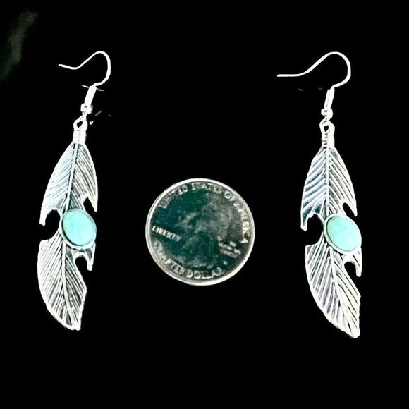 BBR Southwest Native Turquoise & Silver Dangle Earrings - Picture 4 of 8